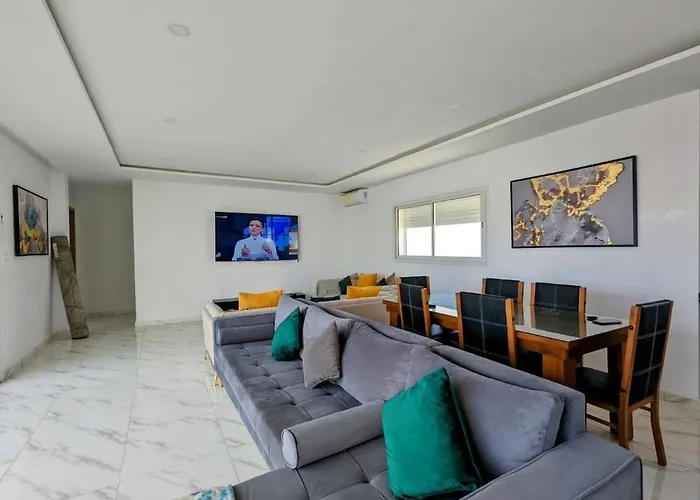 Wonderful Villa Rental With Swimming Pool